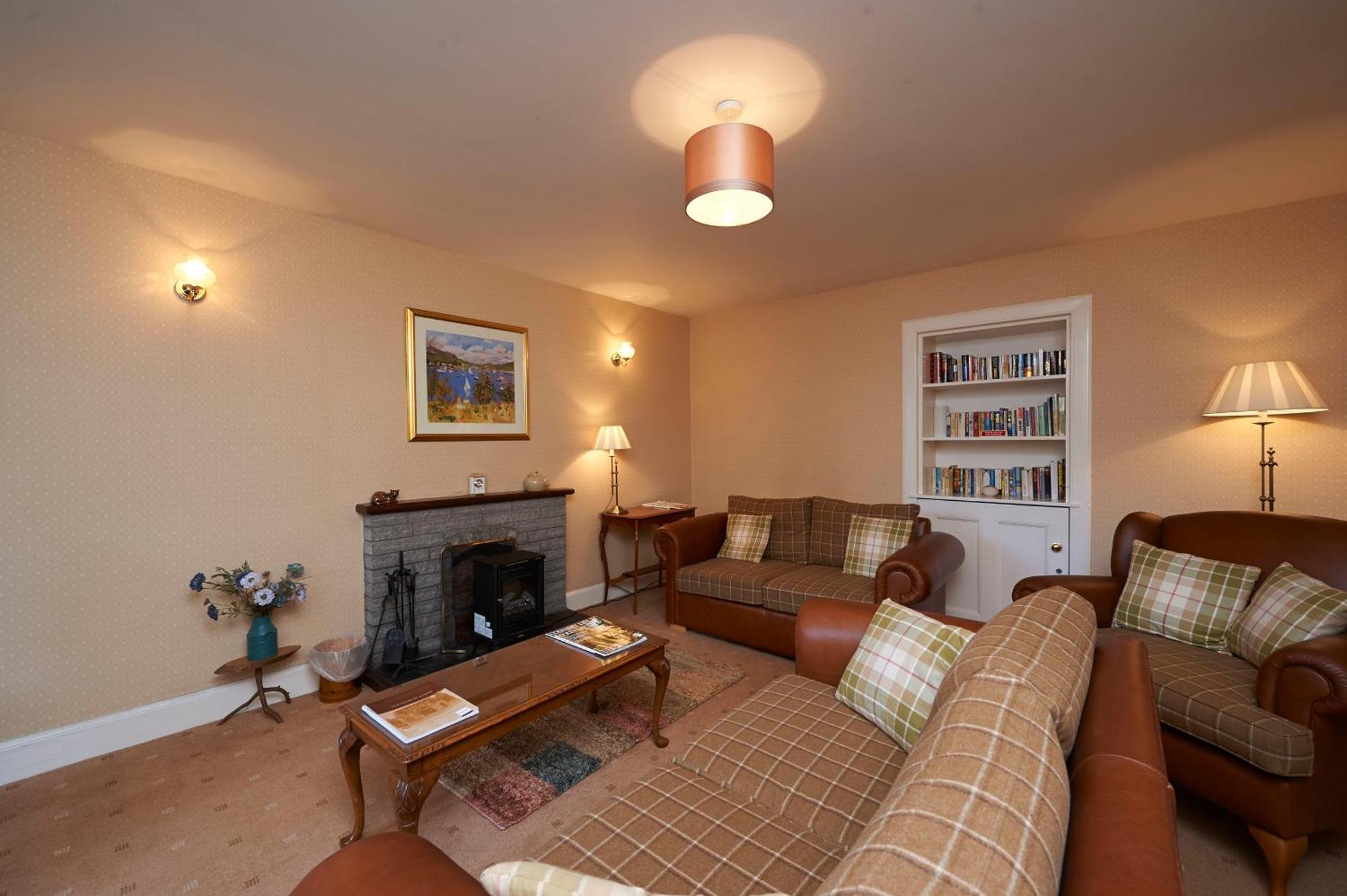 Home Farm Cottages, Glendaruel, Argyll. Scotland Clachan of Glendaruel エクステリア 写真