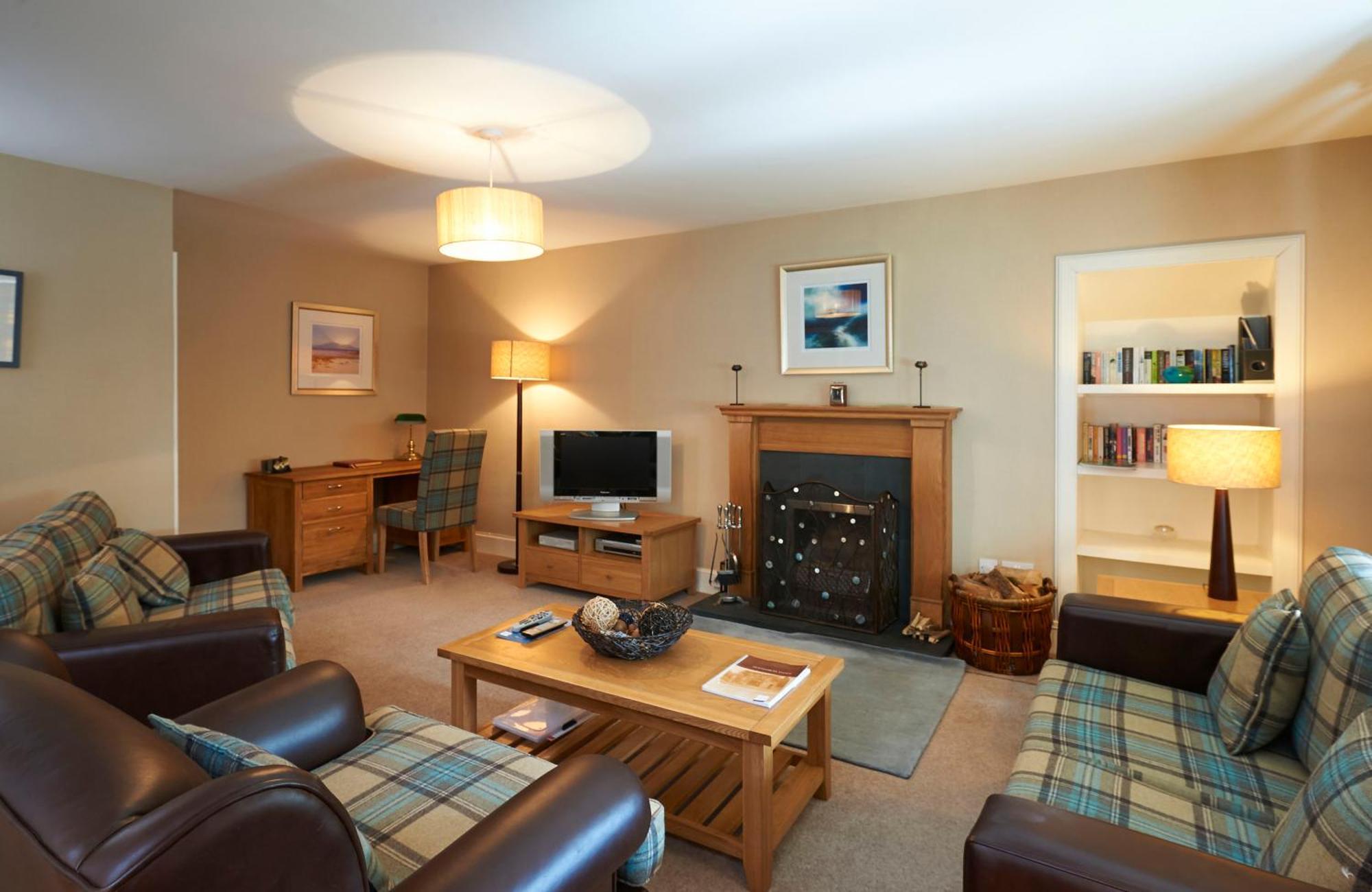 Home Farm Cottages, Glendaruel, Argyll. Scotland Clachan of Glendaruel エクステリア 写真